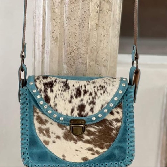 Women’s %100 real Cow hide and leather - Picture 9 of 9